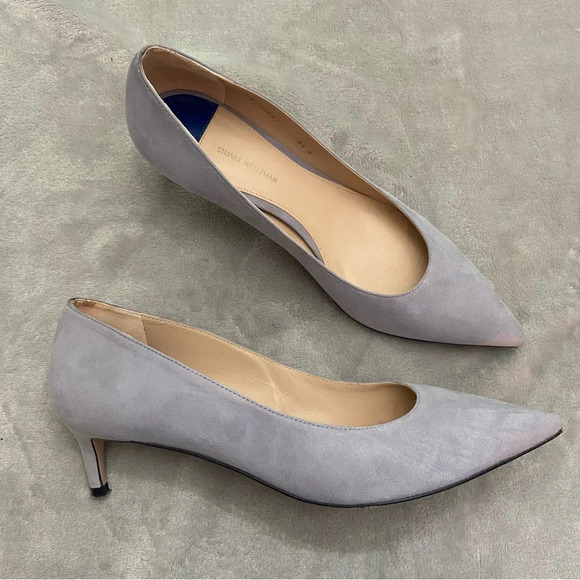 Stuart Weitzman Dove Gray Kitten Heel - Picture 3 of 11